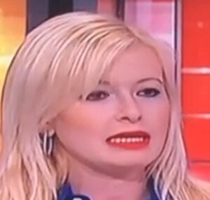 חווה קליין בובת המין של אפי נוה