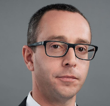 ירון קוכמן שרמוט ממשרד כספי שייצג את רונית פוזננסקי