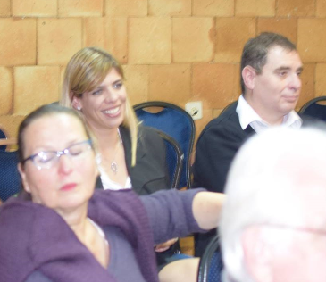 רפי ארניה עם מורן סמון מבלים בהרצאה של סוזי עוזסיני ארניה