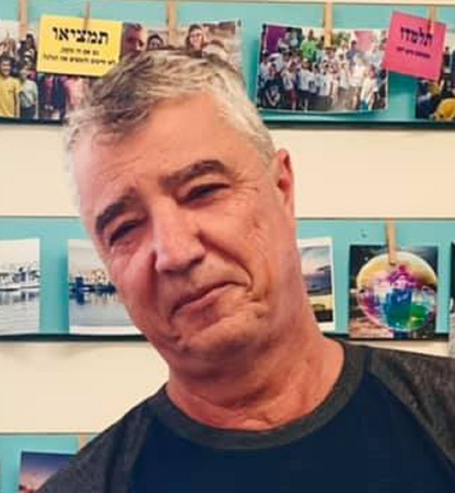יגאל להב קרני שומרון מלקק מנושים לעובדות הסוציאליות