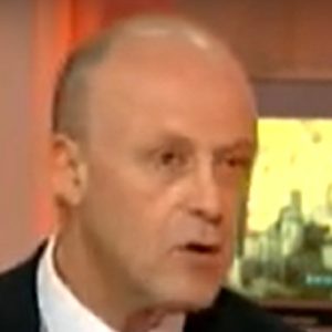 אהוד רופא תמונה מקוקסיטאון לפני ששם תחפושת אישה שני רופא