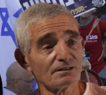 אייל יפה כמה שהמדינה יקרוס יהיה יותר טוב