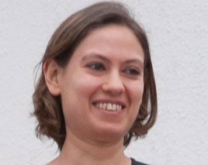 ענת קם כלבה בוגדת אחות לנשק