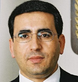 שאהר אטרש שופט מחוזי שהוא בדיחה צולעת