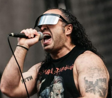 אלירן בללי מאחד משפחות בין עזתיים וישראלים בכיוון אחד