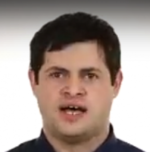 גולן וישניה חוגג עם קטינים מאפליקציות ונותן להם בירה קורונה