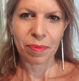 טלי ואקנין מתחזה לקטינה ומפתה גברים לריגוש וירטואלי