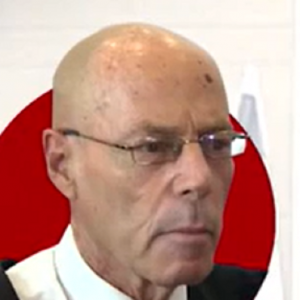 יואב קישון סגן פרקליט מחוז בש אמר שאלון אלטמן מעשן סמים ושוכב עם כפופות