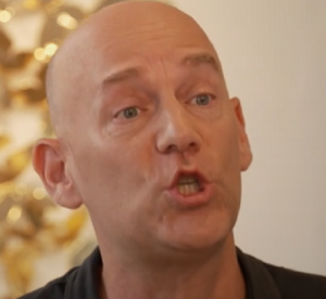 גיא פלג היה שותף פעיל בתעשיית המין וההתהוללויות של אפי נוה במלונות של אילת