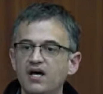 חיים ויסמונסקי מחטט בכל דבר מאזין לכל דבר מרגל על כולנו