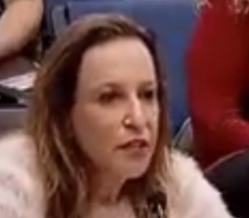 יפעת רווה צירעה פמיניסטית מיעוץ וחקיקה לווגינות ומנושים