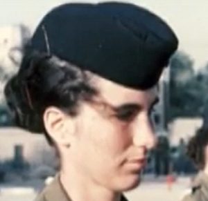 1988 דפנה ברק ארז כחיית חווה הפליית נשים טראומטית בצהל