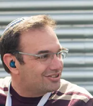 הוד בצר הנוכל שקישר את בני גנץ לקטאר במימד החמישי