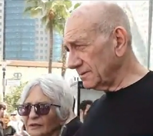 אהוד אולמרט בהפגנות למען שיבוש המדינה