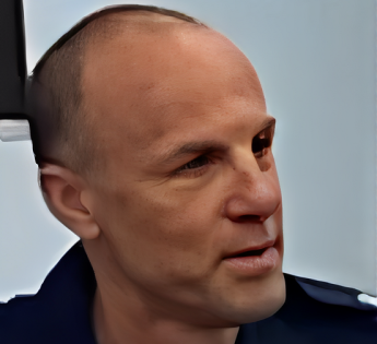 גיל ראכלין הקוקסי שמנסה לתפור לביבי קטארגייט (1)