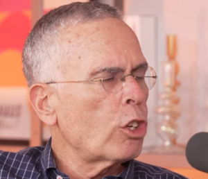יוסי בנקל מייצג את קטאר בחשאיות תמנונית
