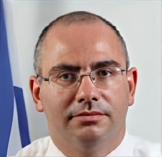 אדי לכנר קוקסינל רומני מבית משפט צא'ושסקו