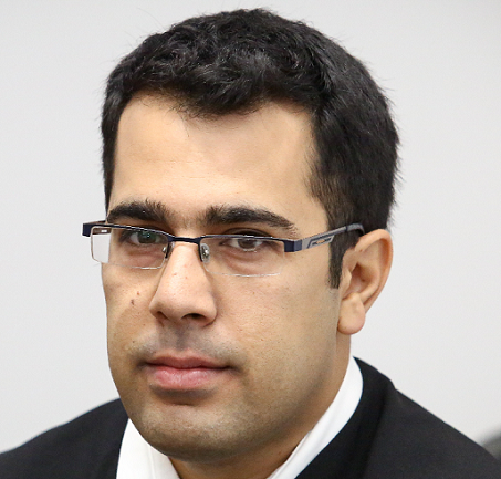 אסף עיסוק בן טיפוחיו של שי ניצן ואהוב נפשו בולדוג לשיסוי נגד ביבי