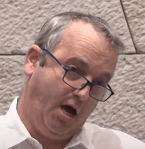 גלעד קריב מחפש 72 בתולי נוחבה לשעשוע