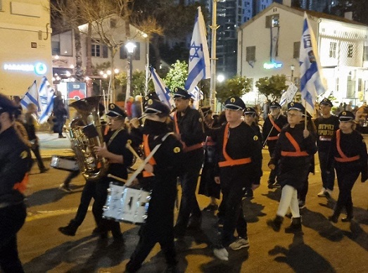 צעדה של יניב רוזנאי וליעד ורצהיזר עם כובעים נאצים בירושלים 22-3-2024