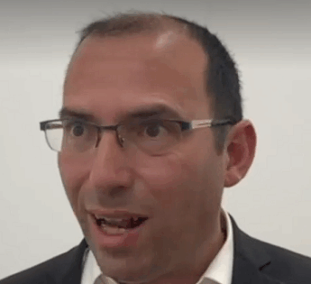 שמחה רוטמן משרד המשפטים מסובבים אותו על האצבע