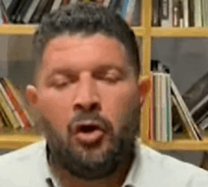 אלמוג כהן רוצה שדה תעופה קרוב לבית בנבטים