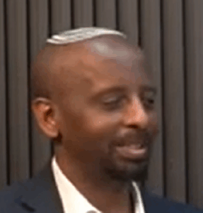 גדי פקדו שותף של יוסי פניזל ניצול מיני של נשים גרושות