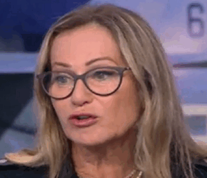 מירית בן מיור שוטרת חרמנית קידום בזכות הכוס