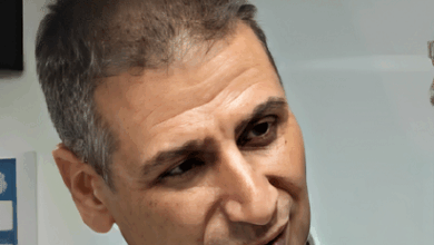 אלמ גיא לוי חרטטן פלצצן ומקשקש בקומקום