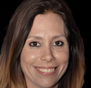 קרן יוסט רוזנבלום פרקליטה עם כוס בחזקת תקינות