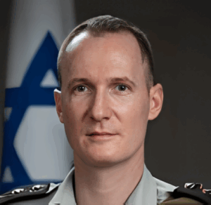 שחר גרינברג אוחצ'ה בפצריה השורצת אורגיות של הומואים