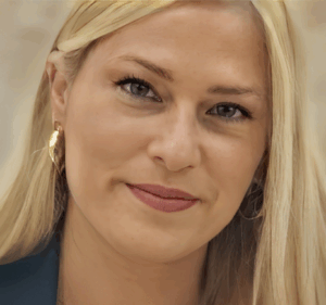 שלי זאבי ברזילי הראתה חוטיני לעמית איסמן