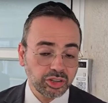אוריאל בוסו תמיד מחפש לשים זין בפה