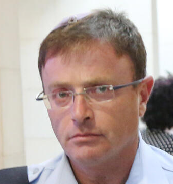 אסף וולפיש אחד שהשוטרים הכי רעילים וגועליים בישראל