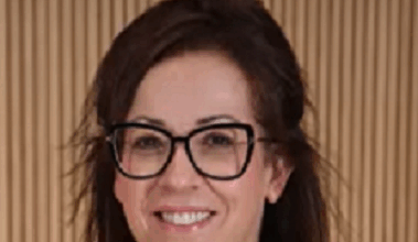 ג'יזל אביב מתווכת דירות שבעצמה לא משלמת שכר דירה