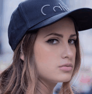 גל גברעם הולכת לחטוף זין ענק משי אביטל