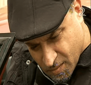 חוסאם אבו אחמד נותן אגרופים לקשישות בבית אבות נאות כיפת הזהב