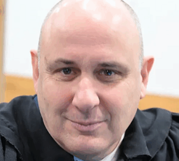 יהונתן תדמור כלב מכוער שתופר תיקים ומפברק ראיות