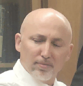 ניר בינשטוק שוטר לסרסרות מין ושיקום זונות