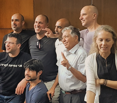 גבי לסקי עם כנופיית הבאים לבנקאיות ויגאל רמבם