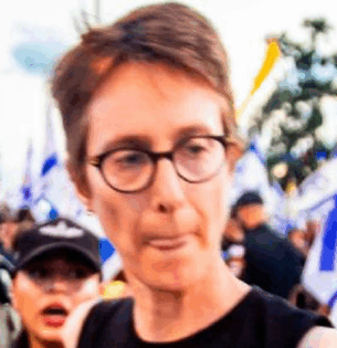 יולנדה יבור שואפת למלחמת אחים