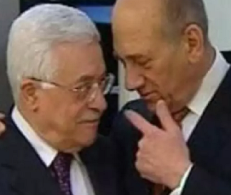 אהוד אולמרט עם אהוב נפשו מחמוד עבאס ב 2008