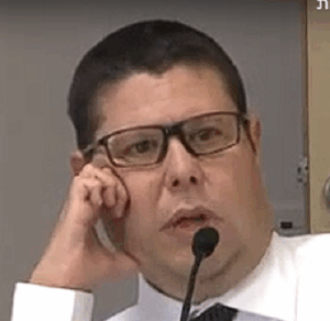 דן רשל נציב מוגבלויות בזבוז משכורת על אפס וכלומניק