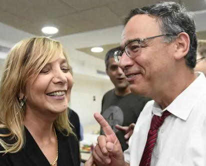 שתי קרציות פרקליטות בתמונה אחת שי ניצן ואמי פלמור