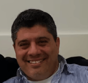 צחי ברדוגו גדל כילד מאומץ ומצטער שלא הפגישו לו את הוריו