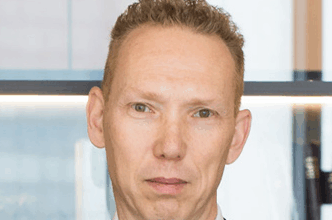 אמיר אלטשולר כשאתה נראה פרצוף תחת גם הייצוג שלך הוא מהתחת