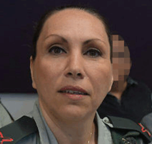 אריאלה בן אברהם צנזורית ראשית בשירות קפלן וההחונטה