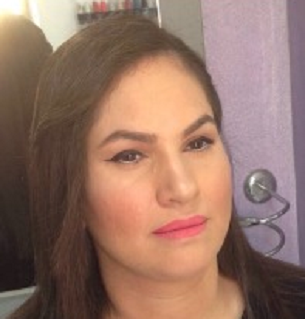 הדר פרשר קצב כלבה תופרת תיקים לחפים מפשע כלבה