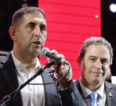 עמית בכר עם יד ימינו בחיפה שאדי סארוג'י