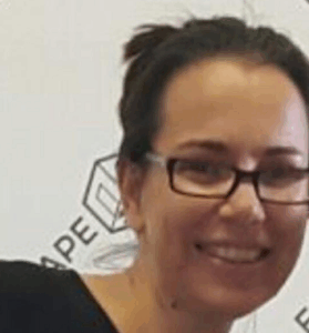 שרון מאייר קליין עושה קלניקה פרטית וחולבת את עירית רמת השרון